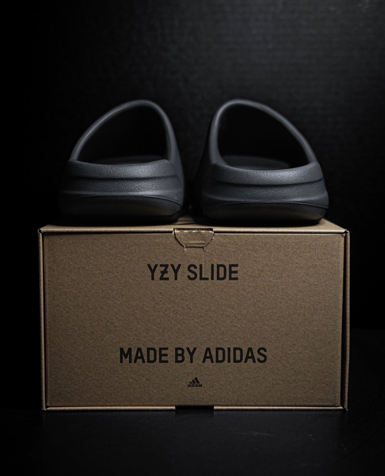 Yeezy Slide Slate Grey