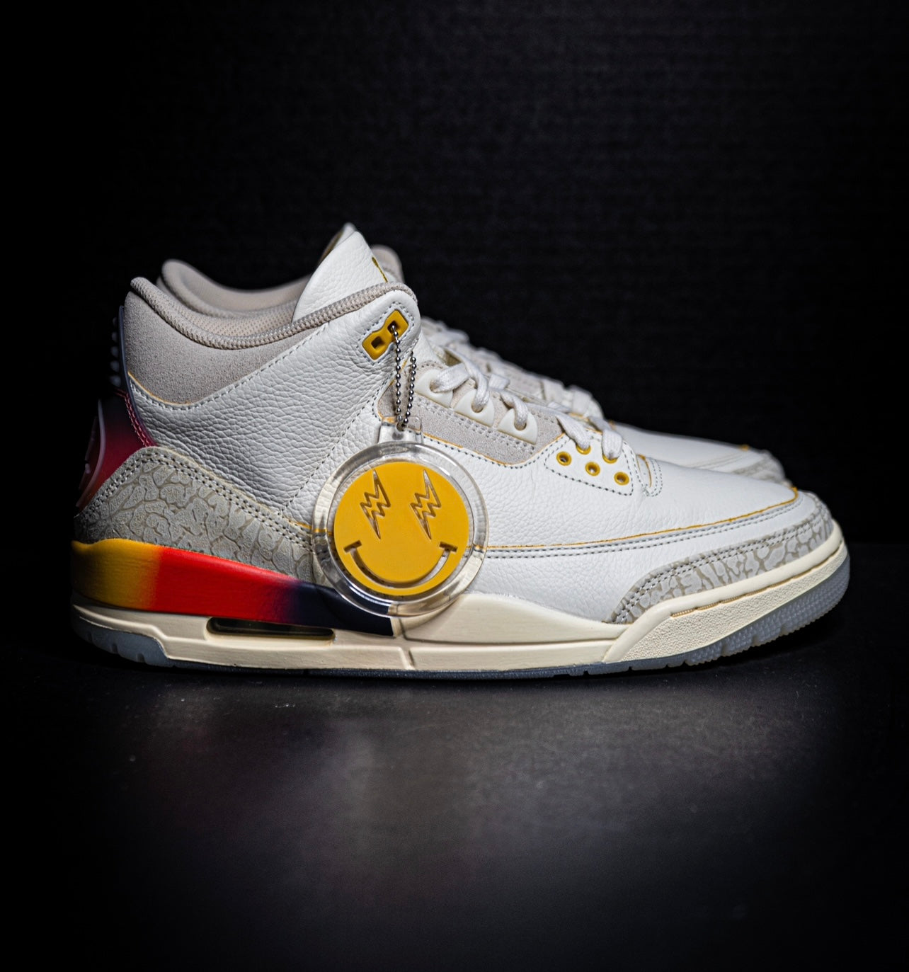 Jordan 3 Retro SP J Balvin Medellín Sunset