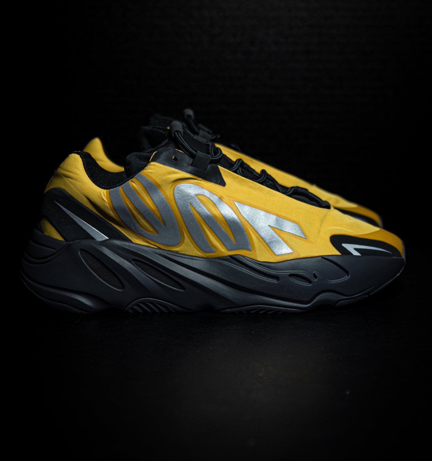 Adidas Yeezy Boost 700 MNVN Honey Flux