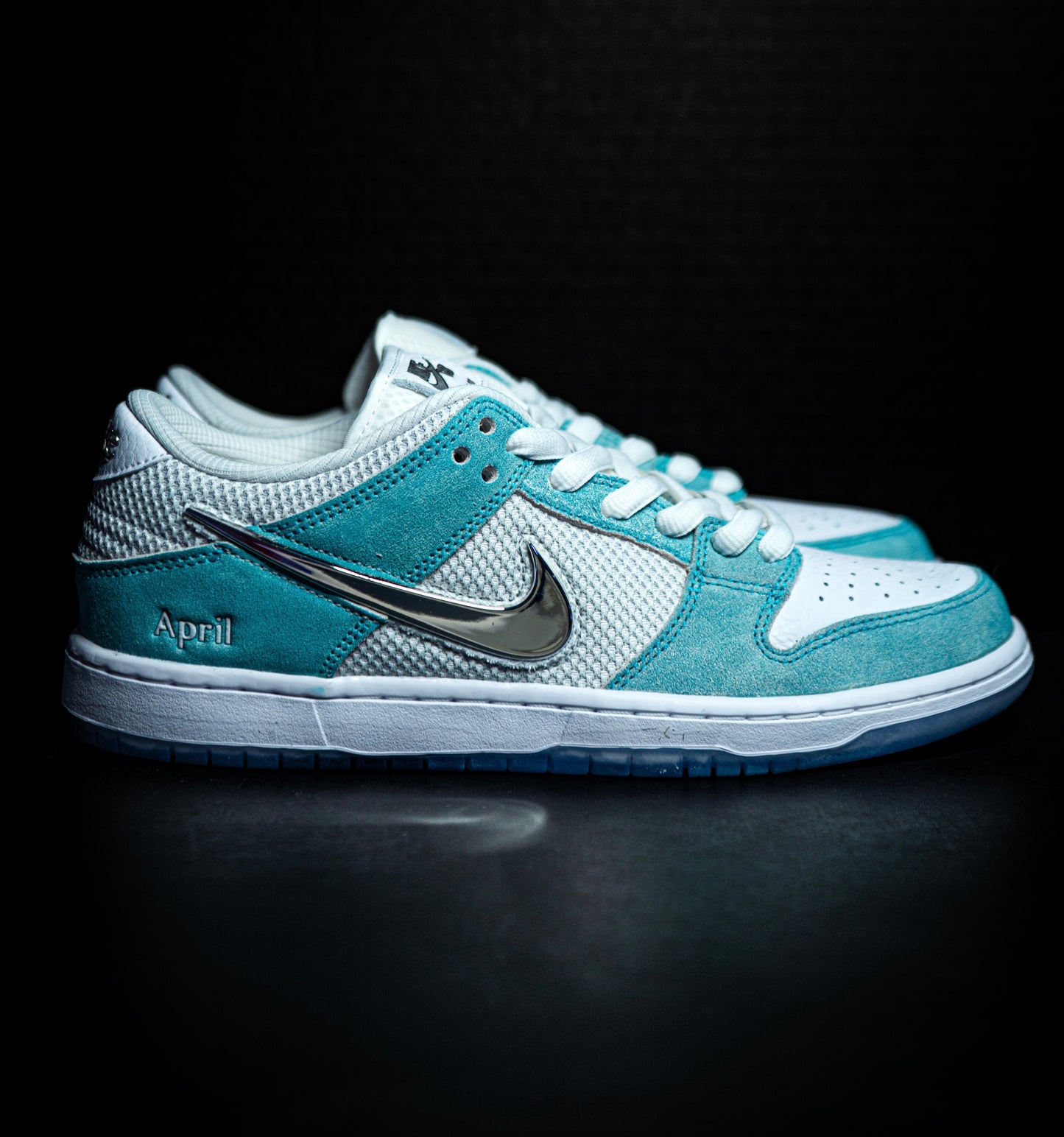 Nike SB Dunk Low X April Skateboards 'Turbo Green'