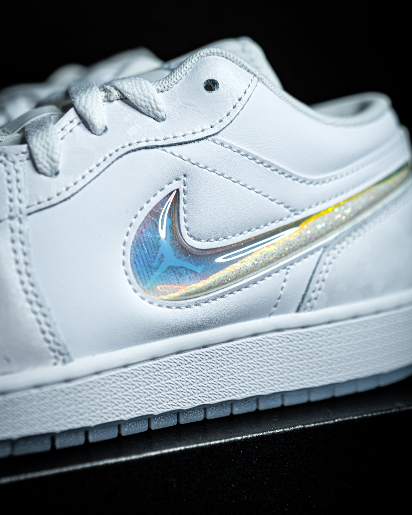 Nike Air Jordan 1 Low SE 'Glitter Swoosh' (GS)