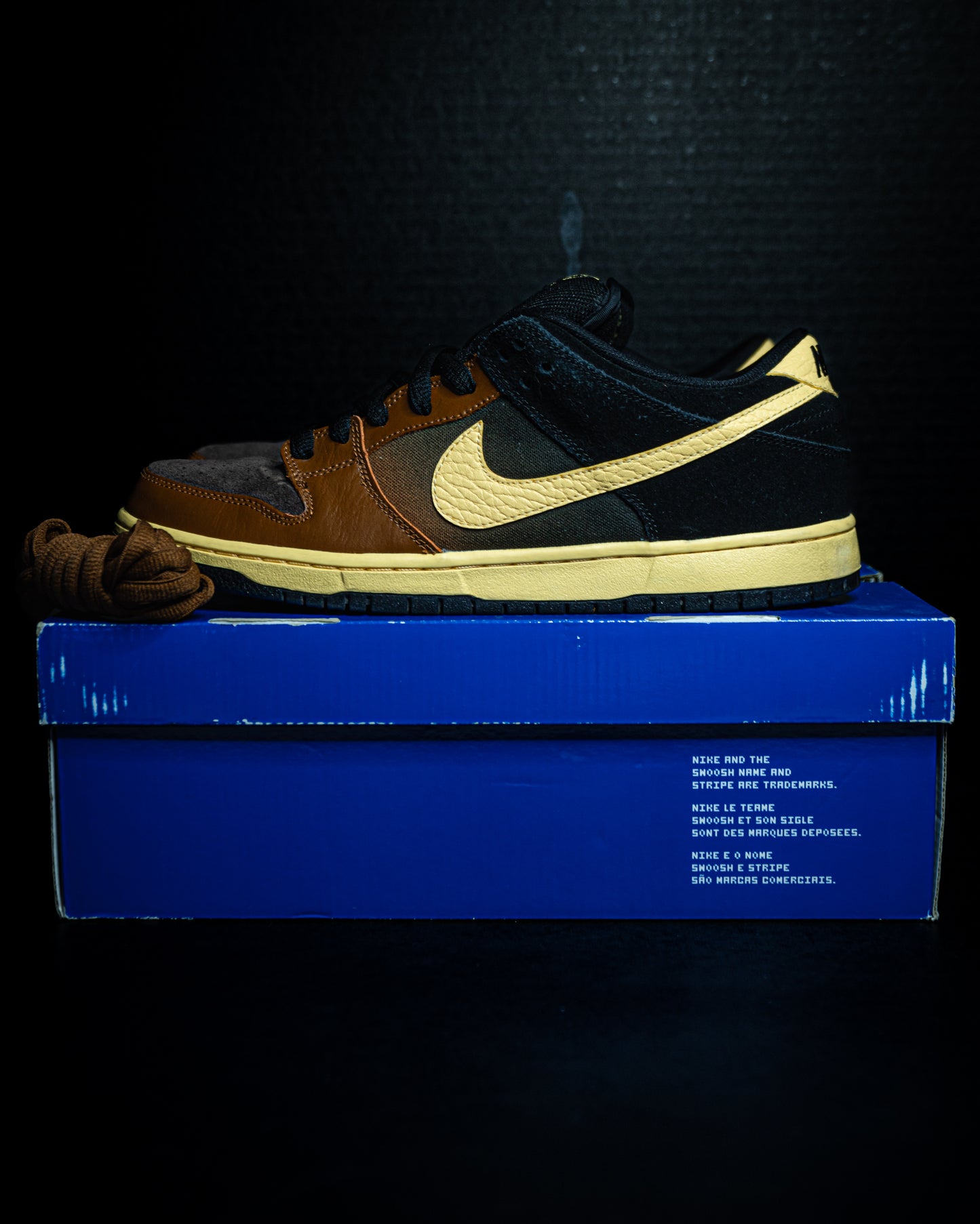 Nike SB Dunk Low 'Black and Tan' (USED)