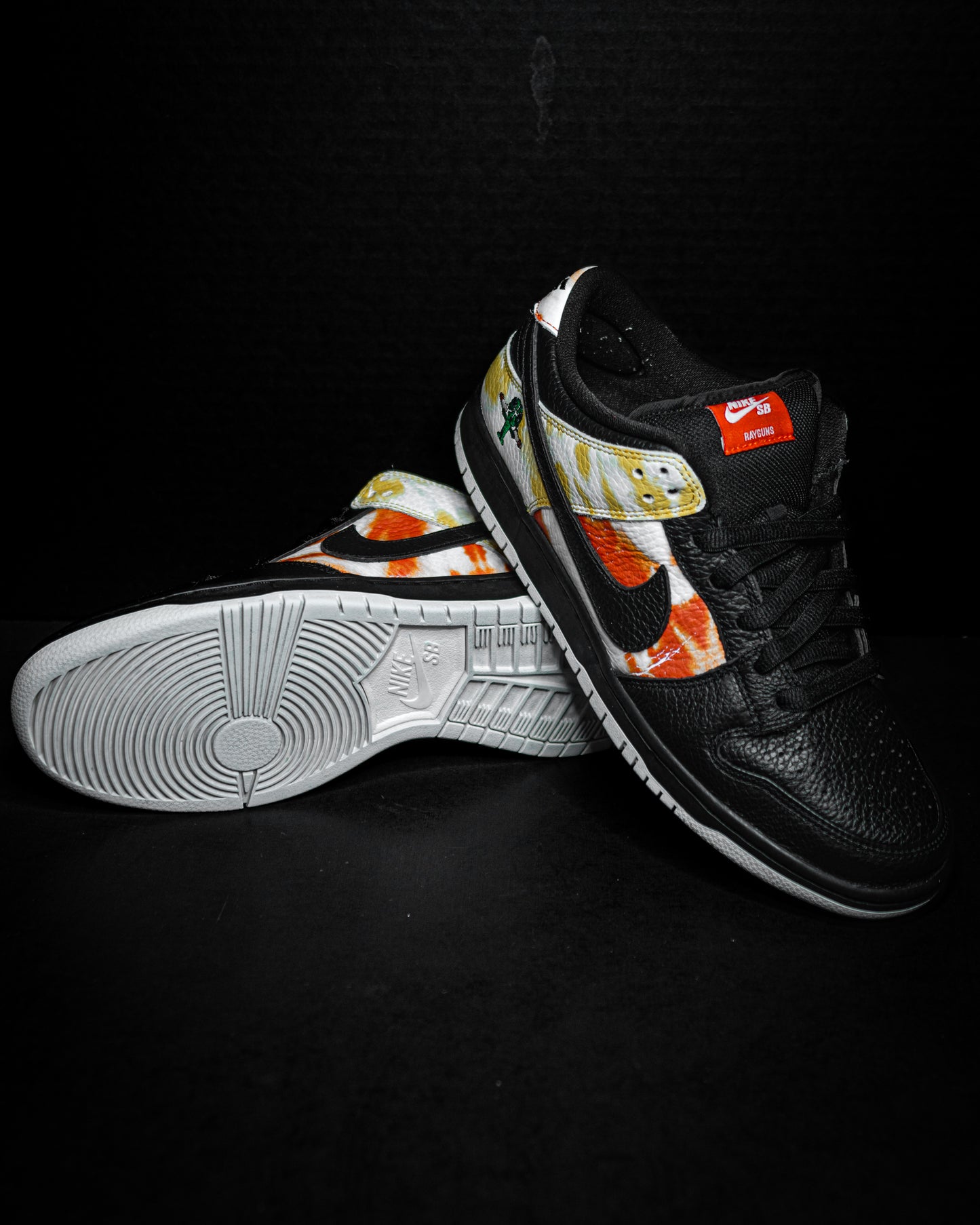 Nike SB Dunk Low Raygun Tie-Die Black (USED)