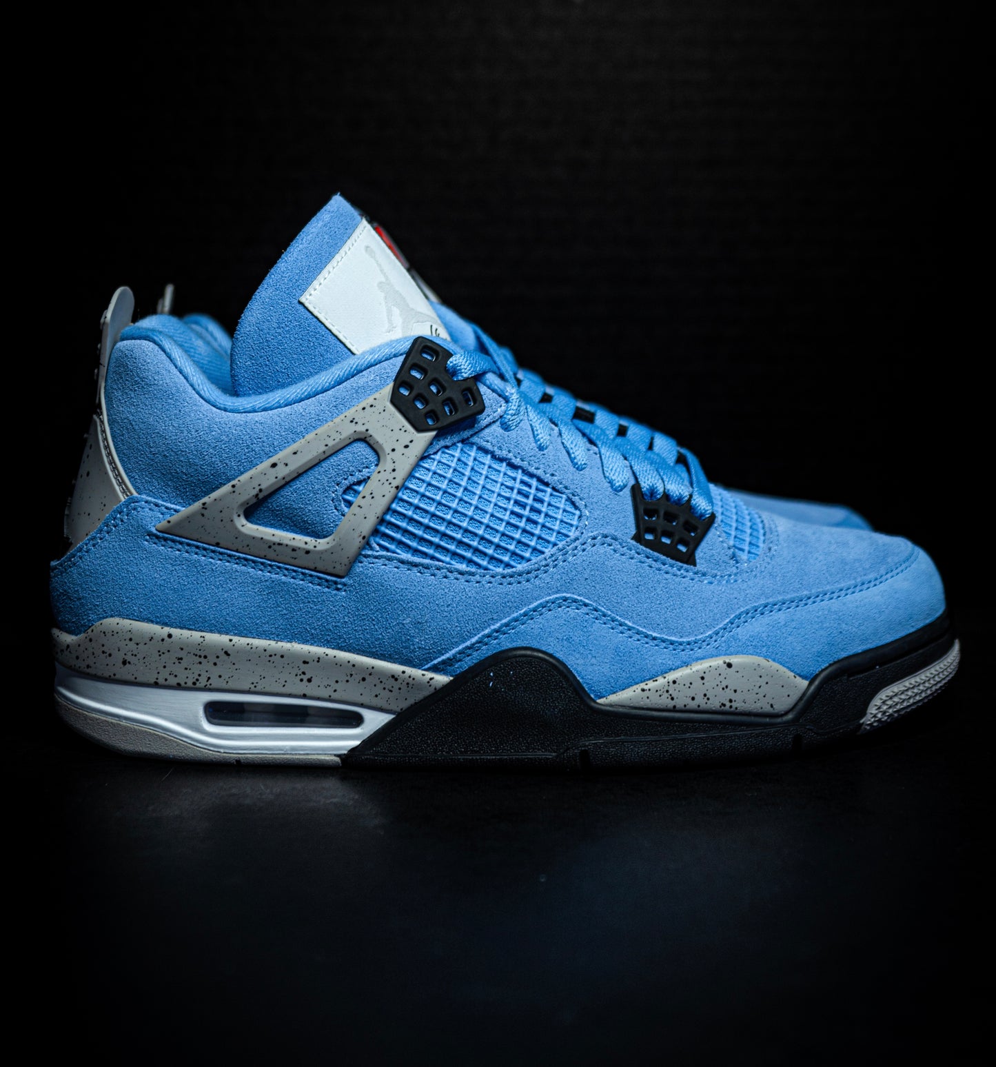 Jordan 4 Retro University Blue