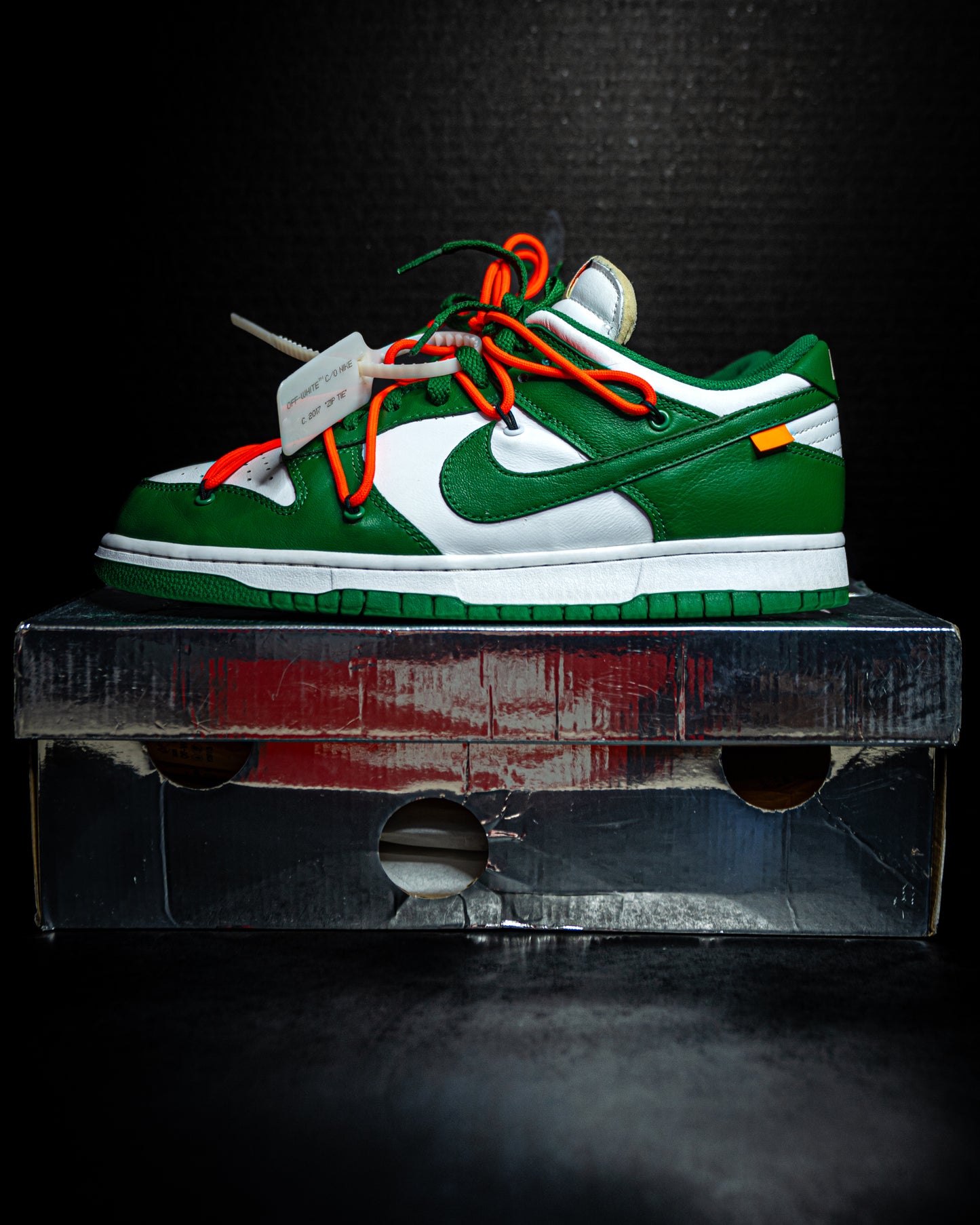 Nike Dunk Low x Off-White Pine Green 2019 (USED)