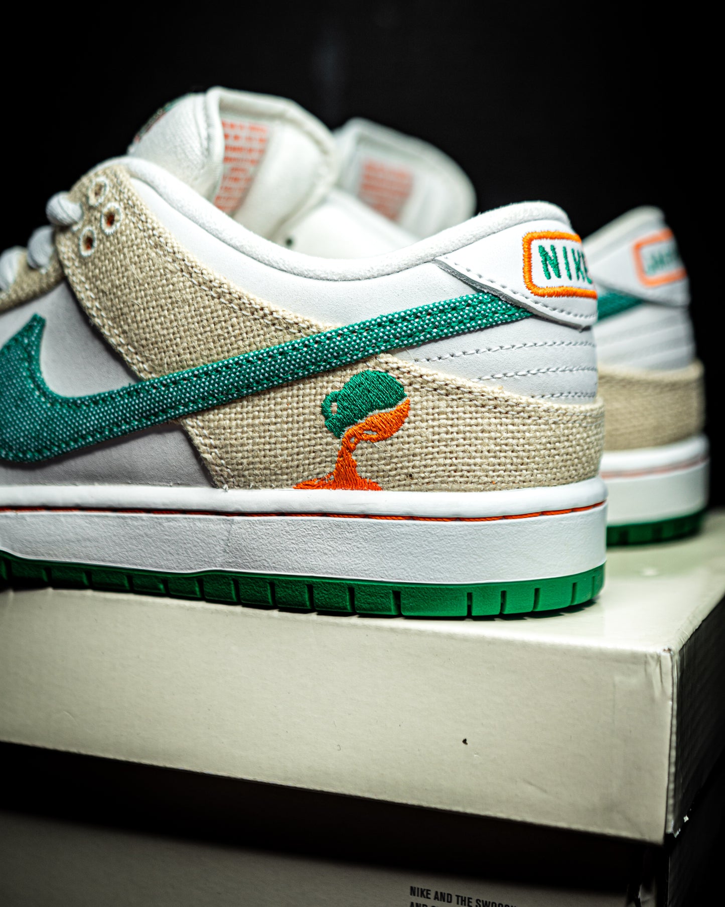 Nike SB Dunk Low x Jarritos (VNDS/USED)