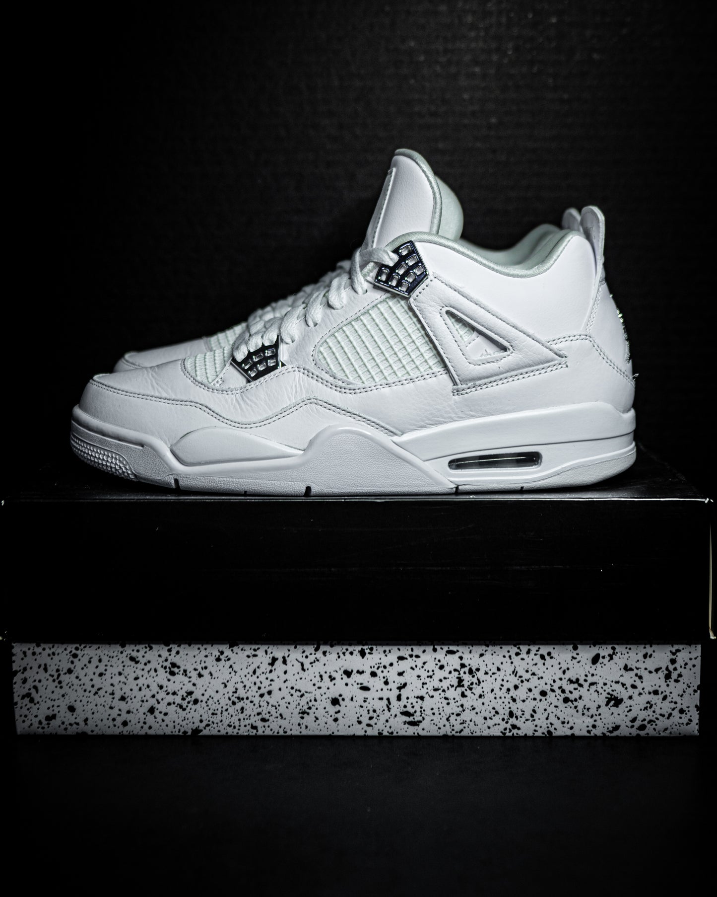 Jordan 4 Retro Pure Money 2017 (USED)