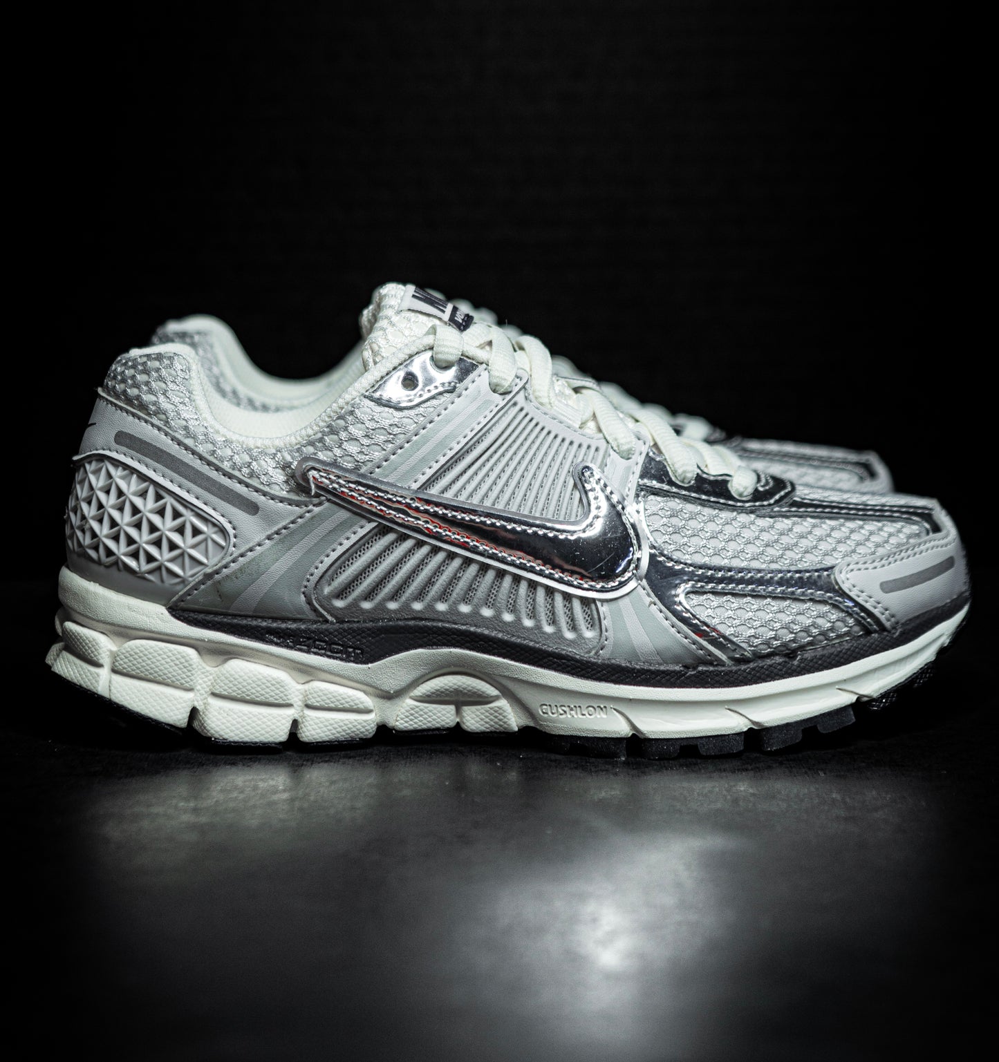 Nike Zoom Vomero 5 Photon Dust Metallic SIlver