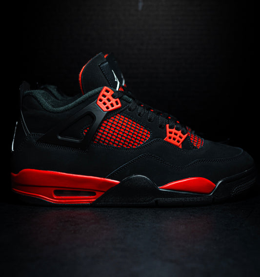 Jordan 4 Retro Red Thunder (USED)