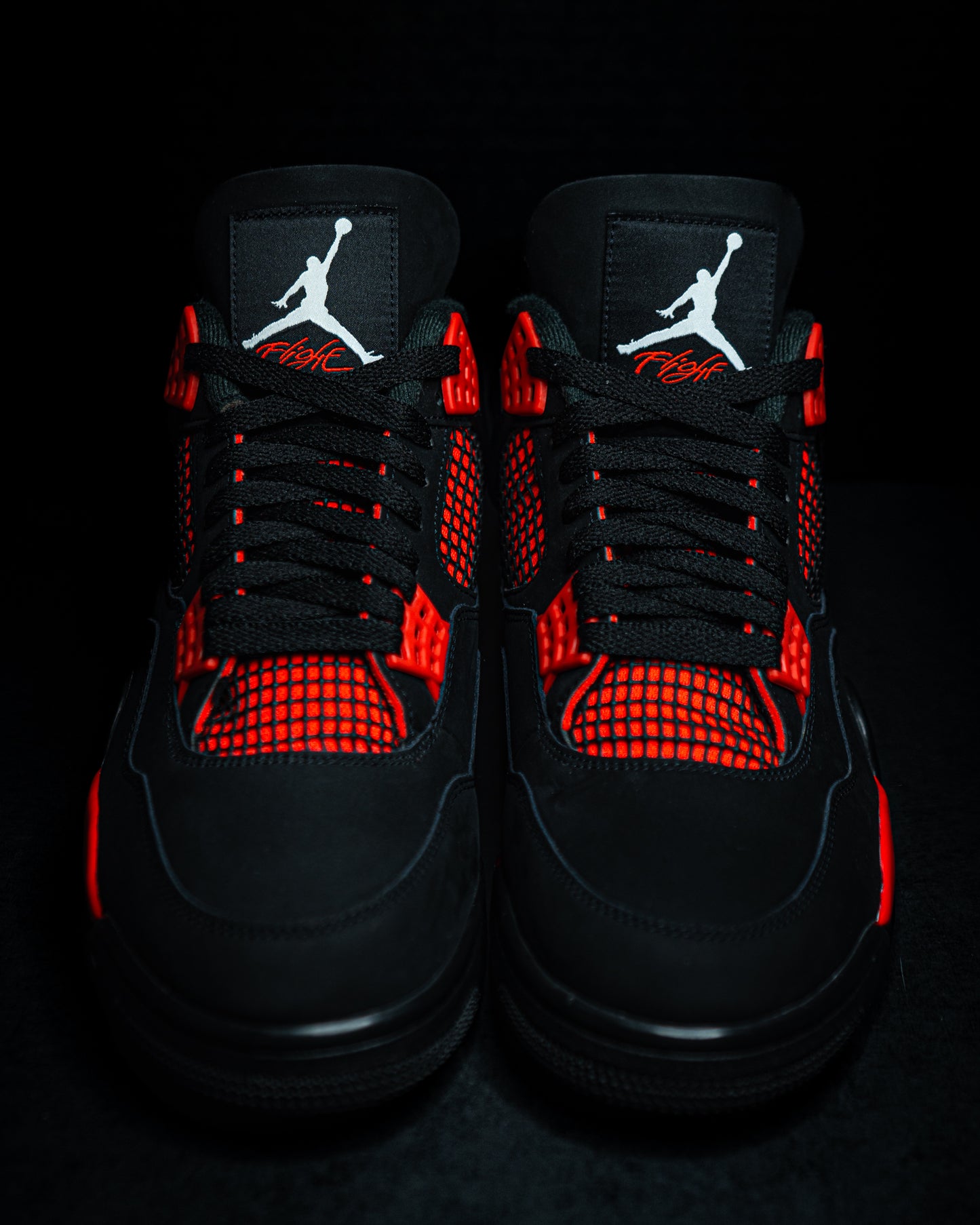 Jordan 4 Retro Red Thunder (USED)