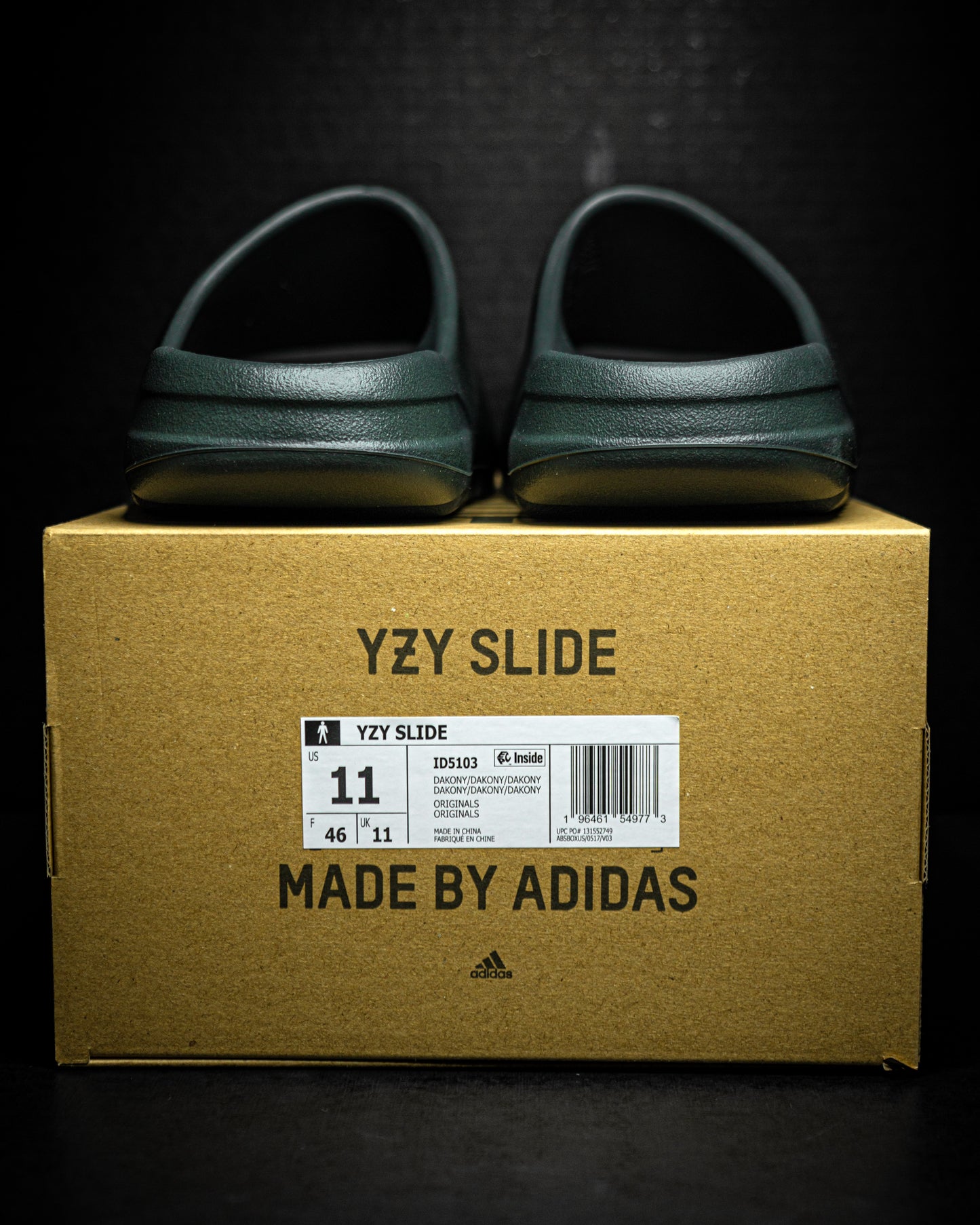 Yeezy Slide Dark Onyx