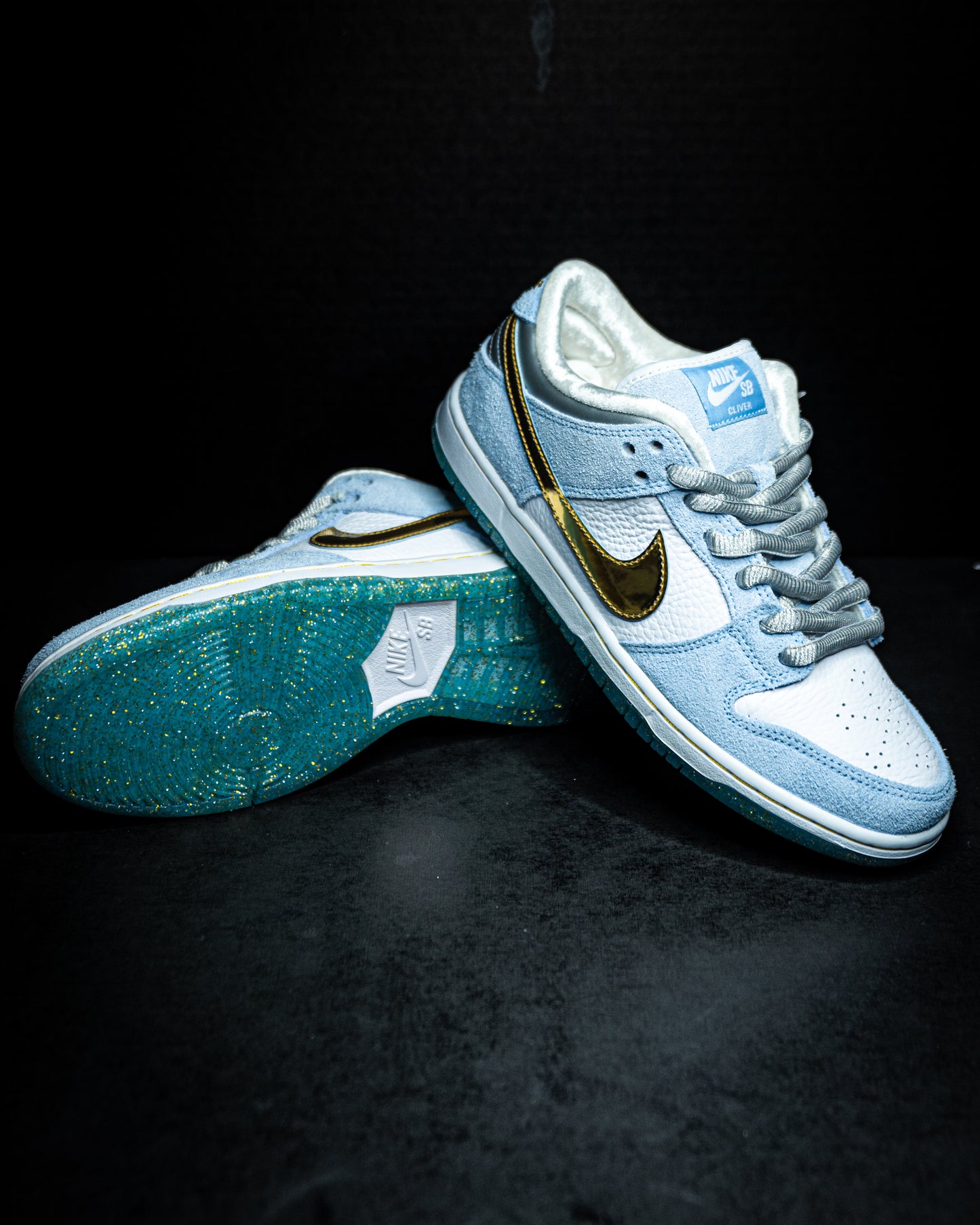 Nike SB Dunk Low Sean Cliver 'Holiday Special'