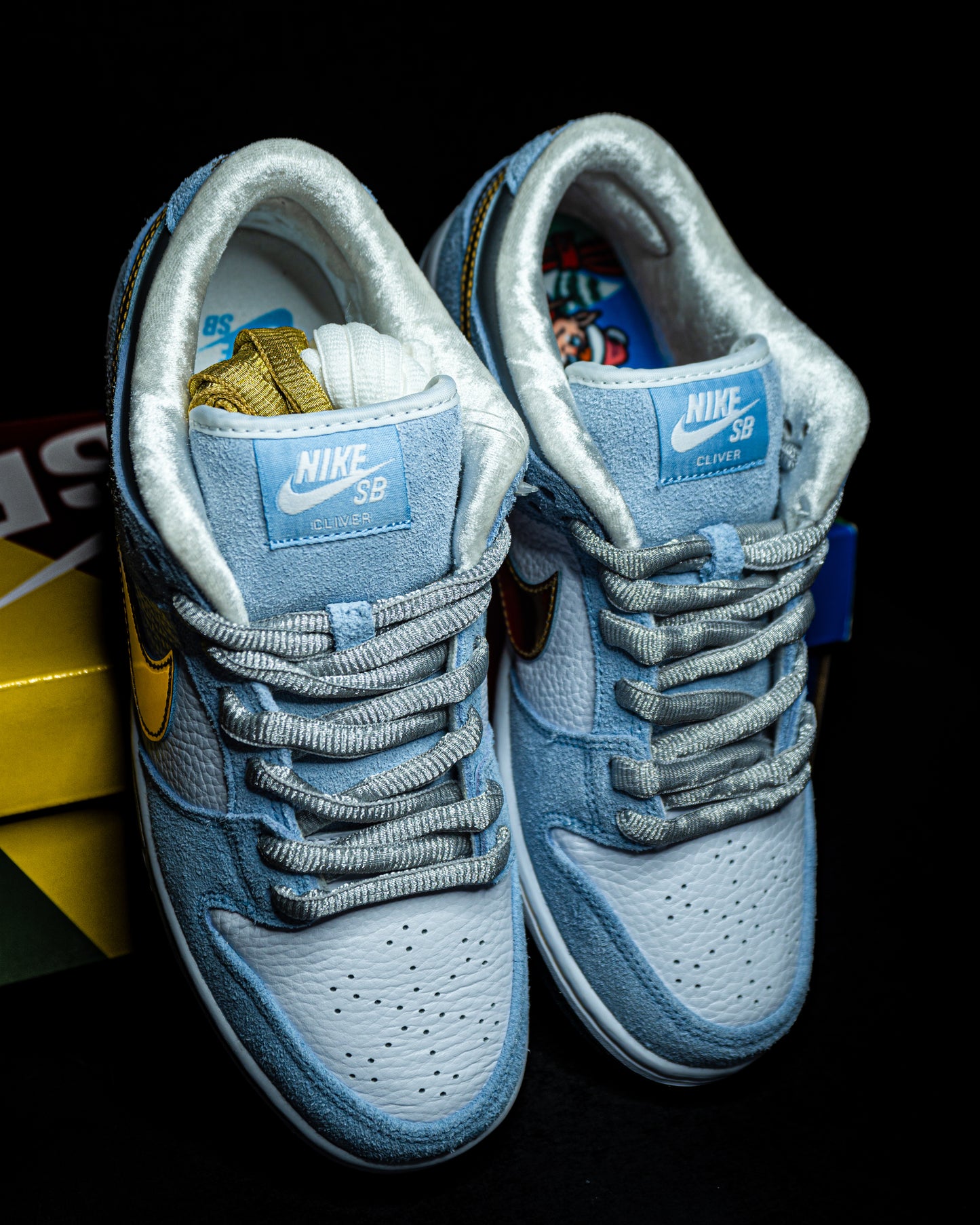 Nike SB Dunk Low Sean Cliver 'Holiday Special'