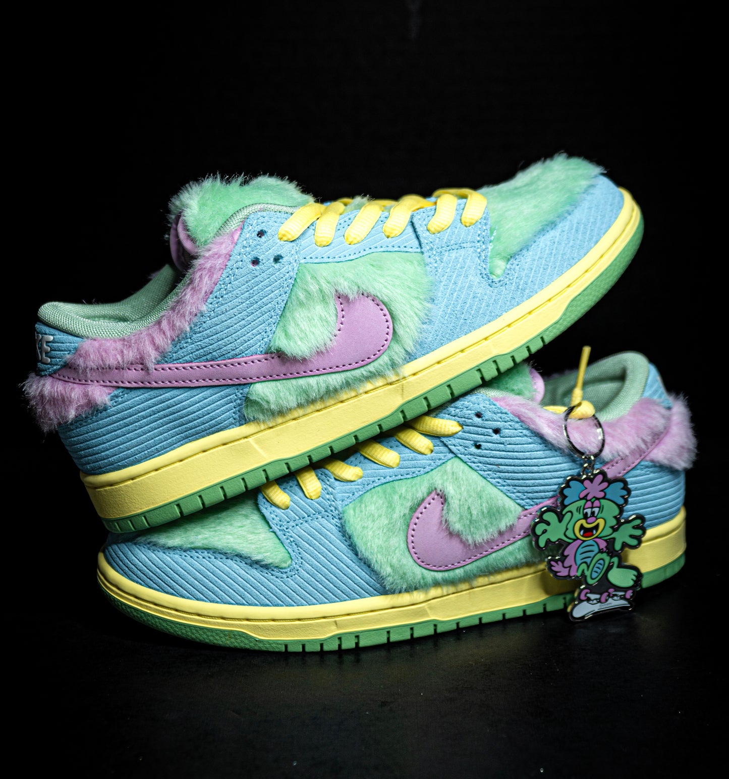 Nike SB Dunk Low Verdy Visty