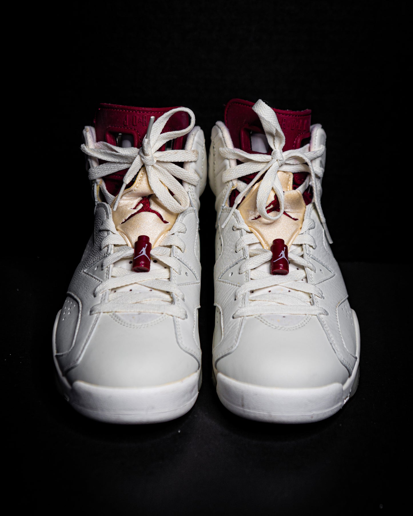 Jordan 6 Retro Maroon (2015) *USED/NO BOX*