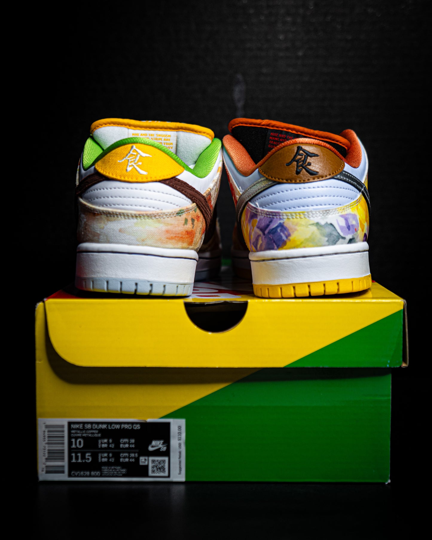 Nike SB Dunk Low Street Hawker (2021)