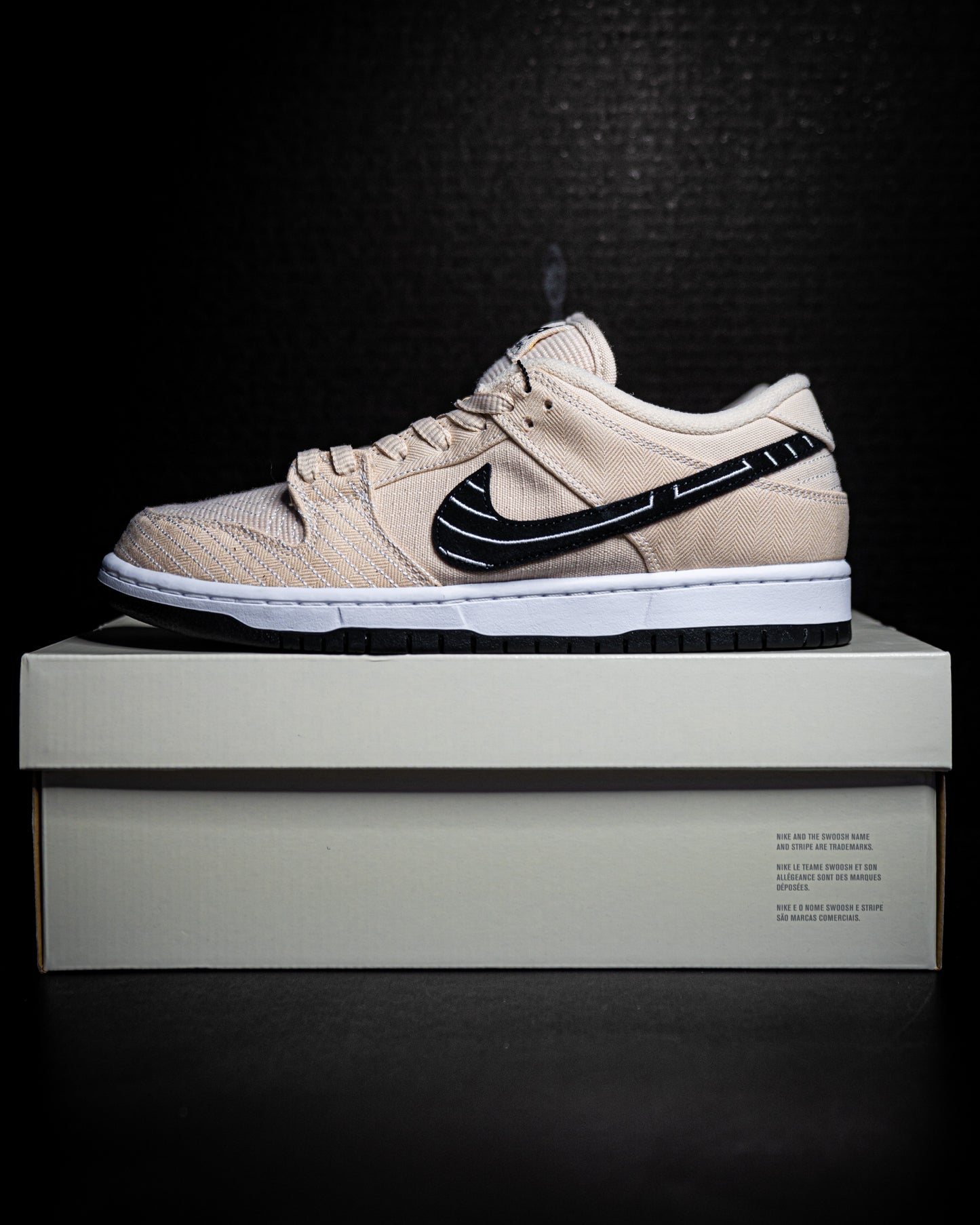 Nike SB Dunk Low Albino & Preto