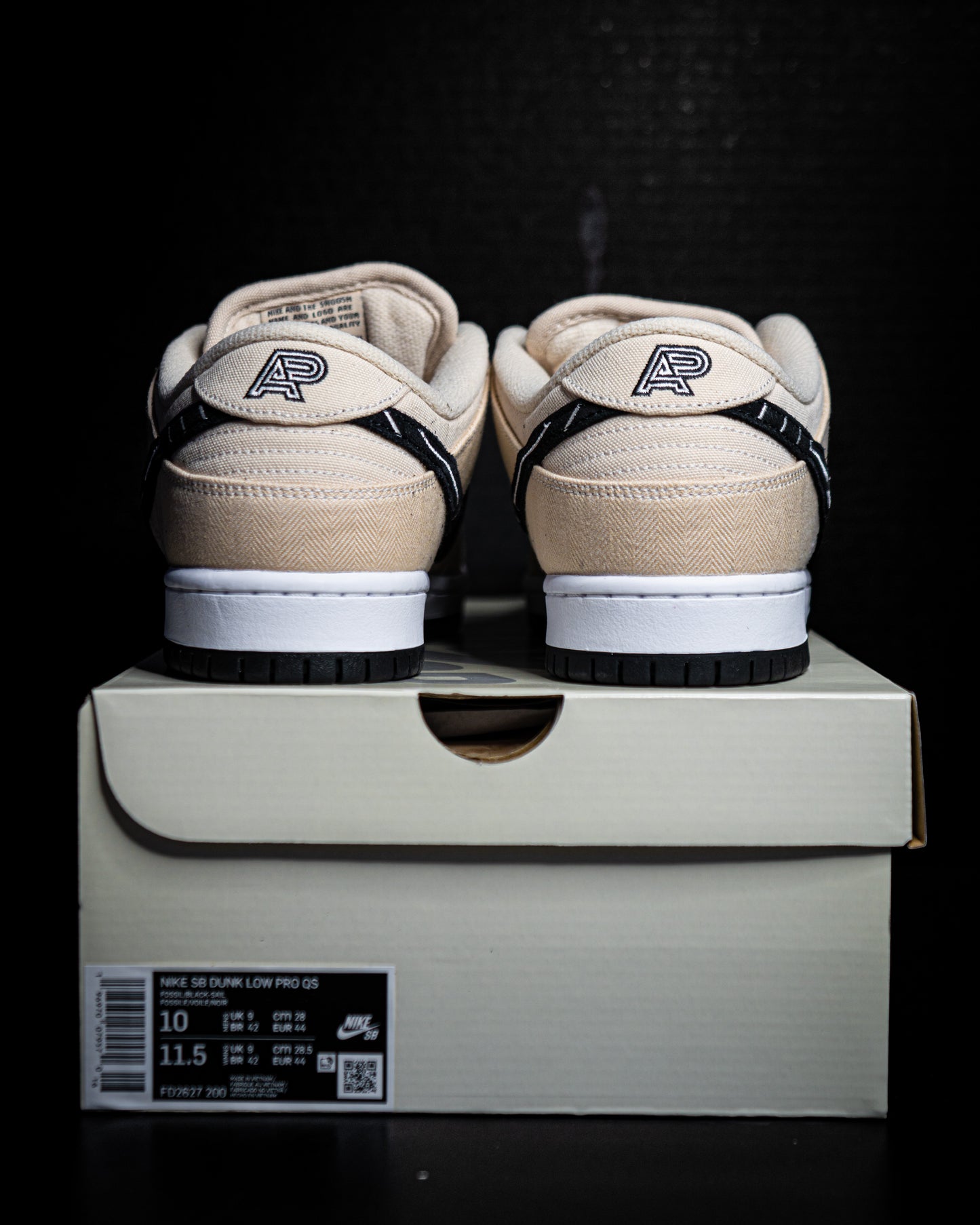 Nike SB Dunk Low Albino & Preto