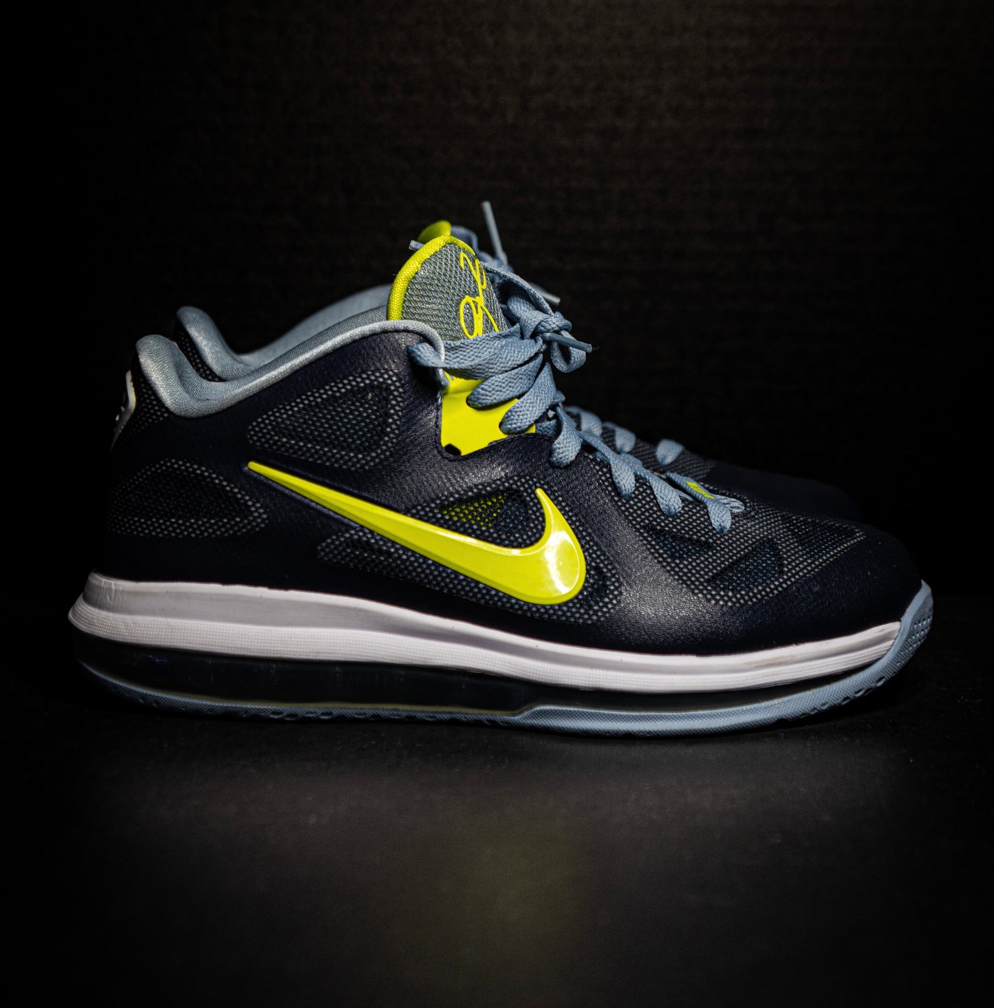 Nike LeBron 9 Low Cyber (USED/NO BOX)