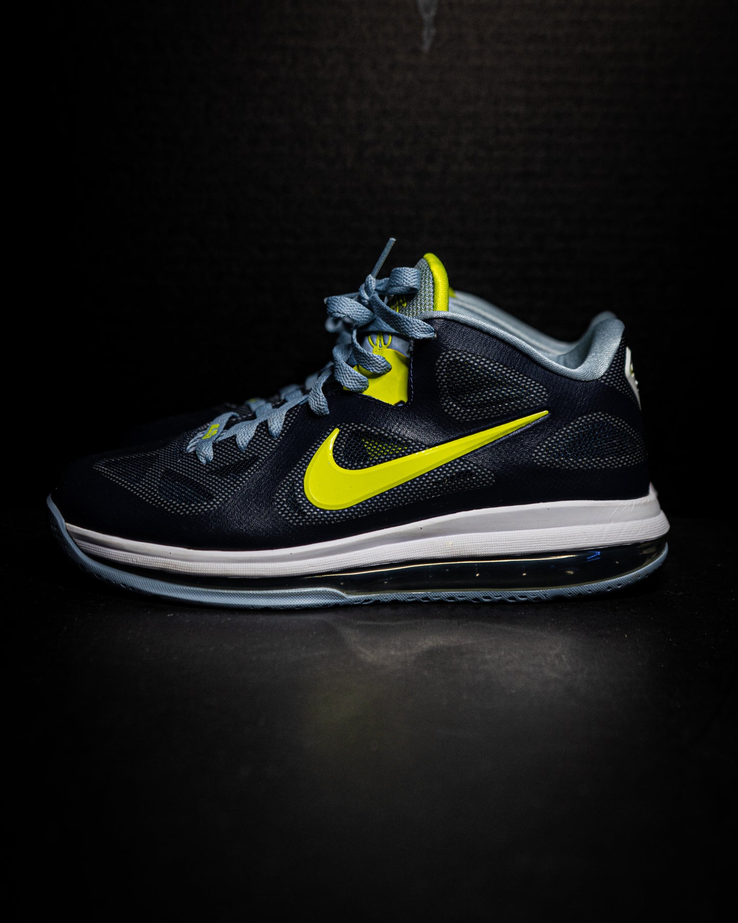 Nike LeBron 9 Low Cyber (USED/NO BOX)