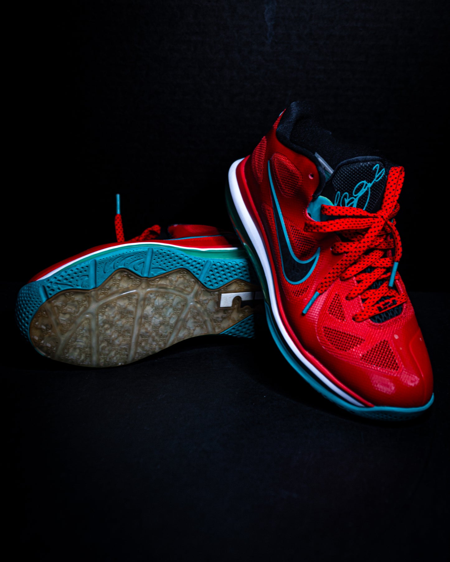 Nike LeBron 9 Low Liverpool (USED)