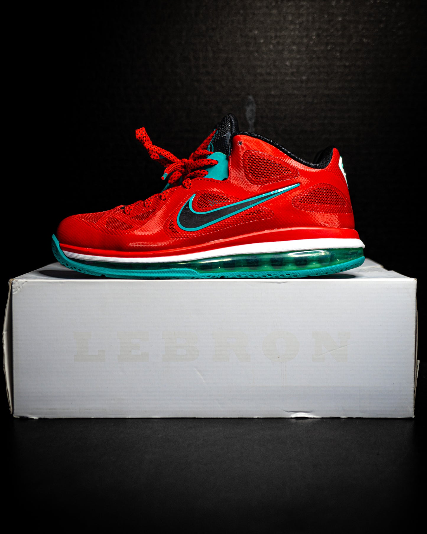 Nike LeBron 9 Low Liverpool (USED)