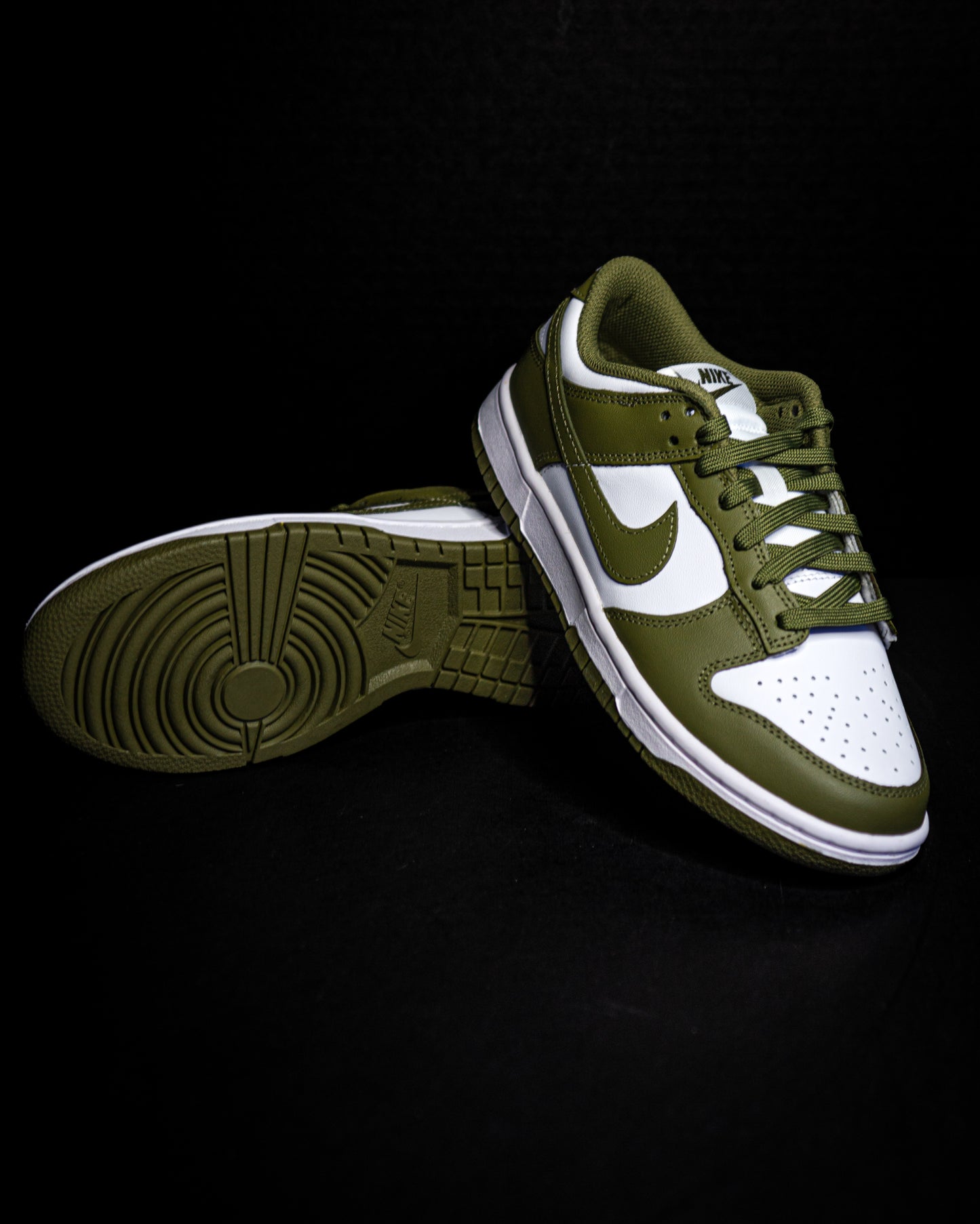 Nike Dunk Low Medium Olive