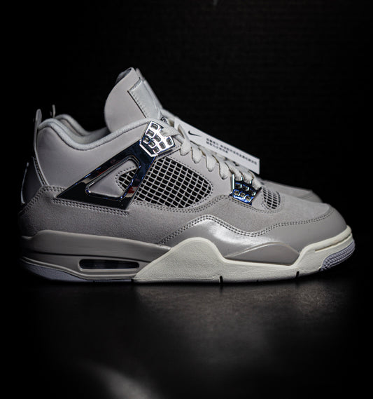 Jordan 4 Retro Frozen Moments