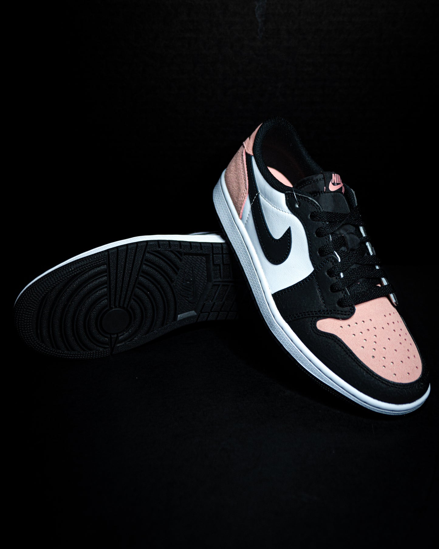 Jordan 1 Low OG Bleached Coral