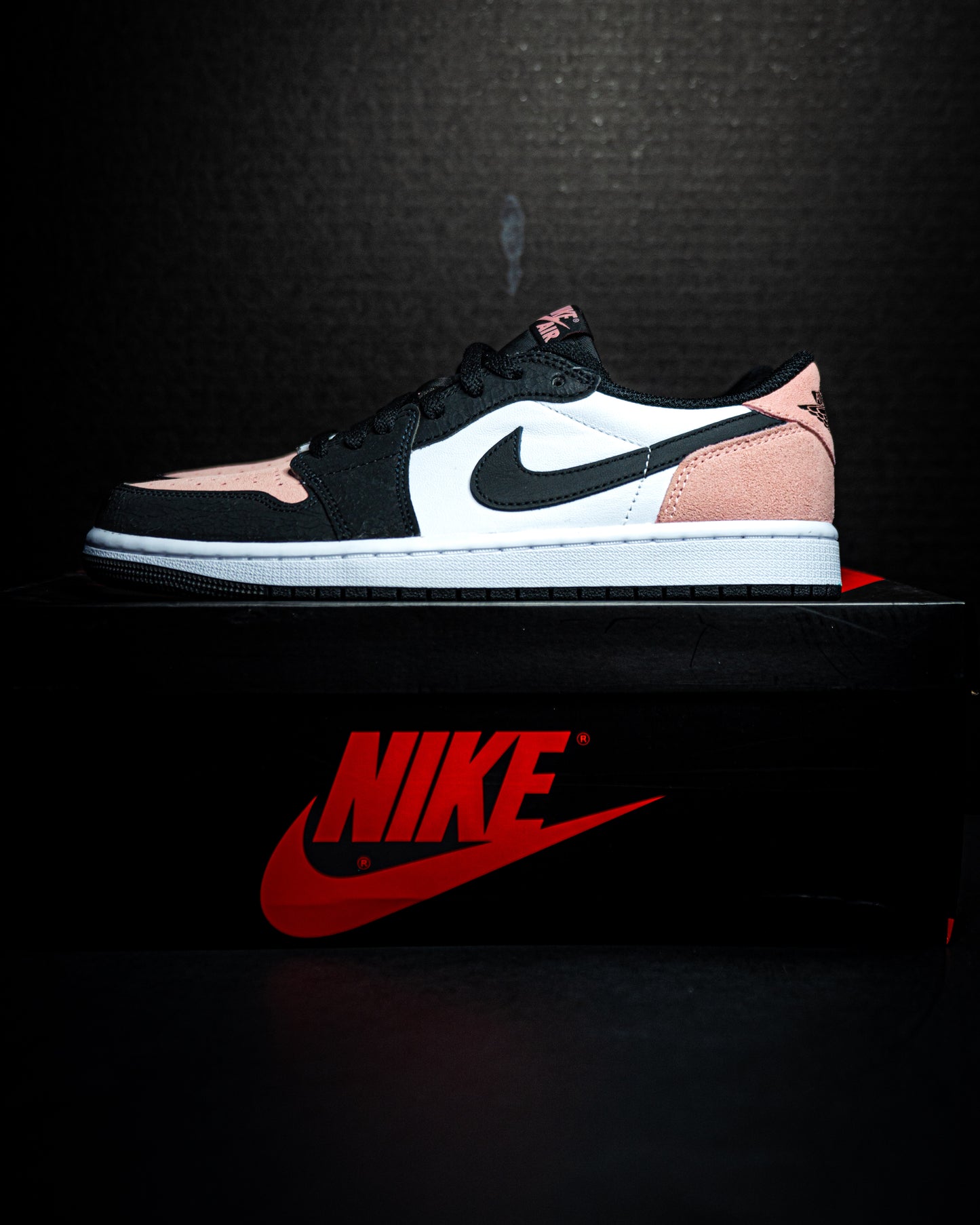 Jordan 1 Low OG Bleached Coral