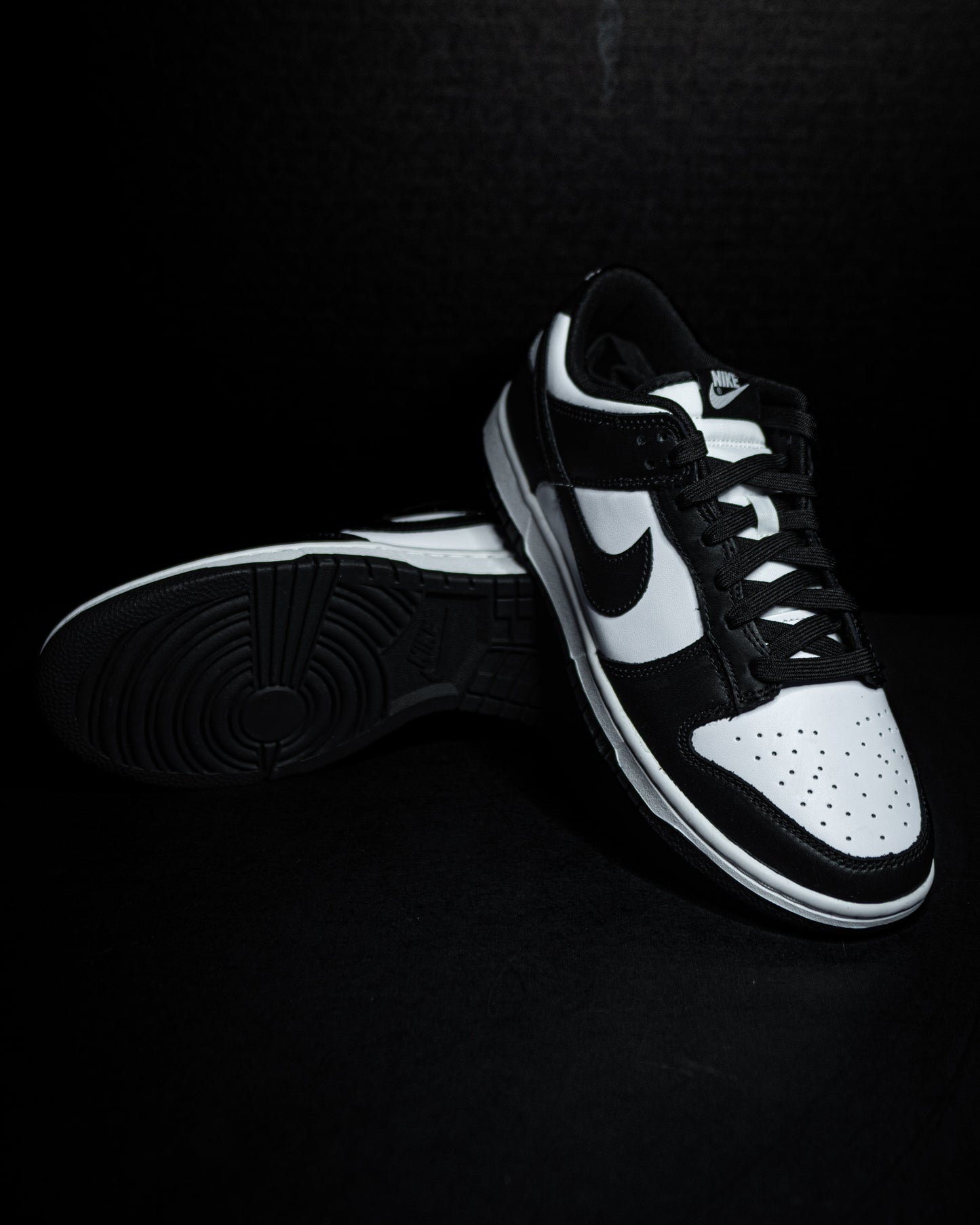 Nike Dunk Low Retro White Black Panda