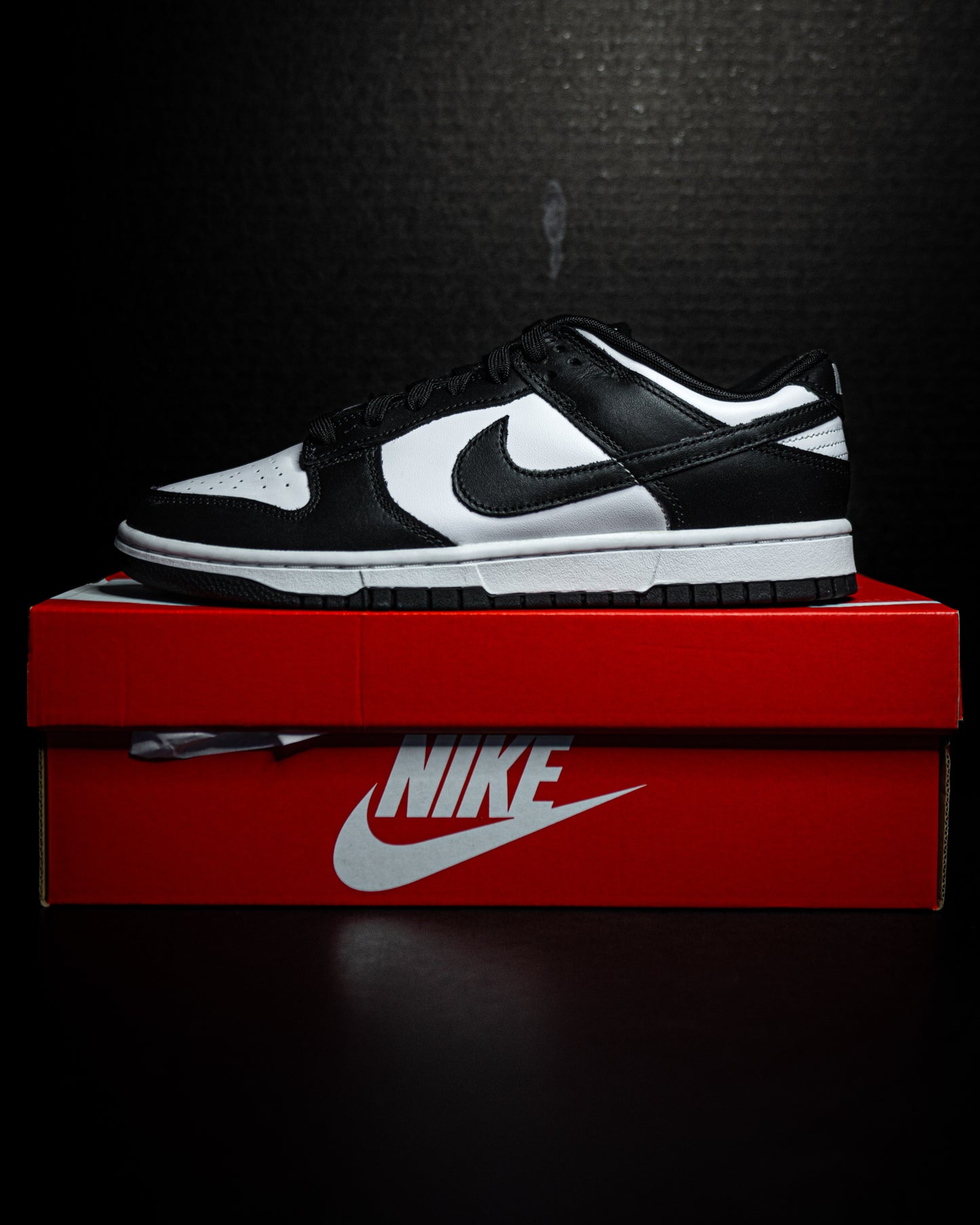 Nike Dunk Low Retro White Black Panda