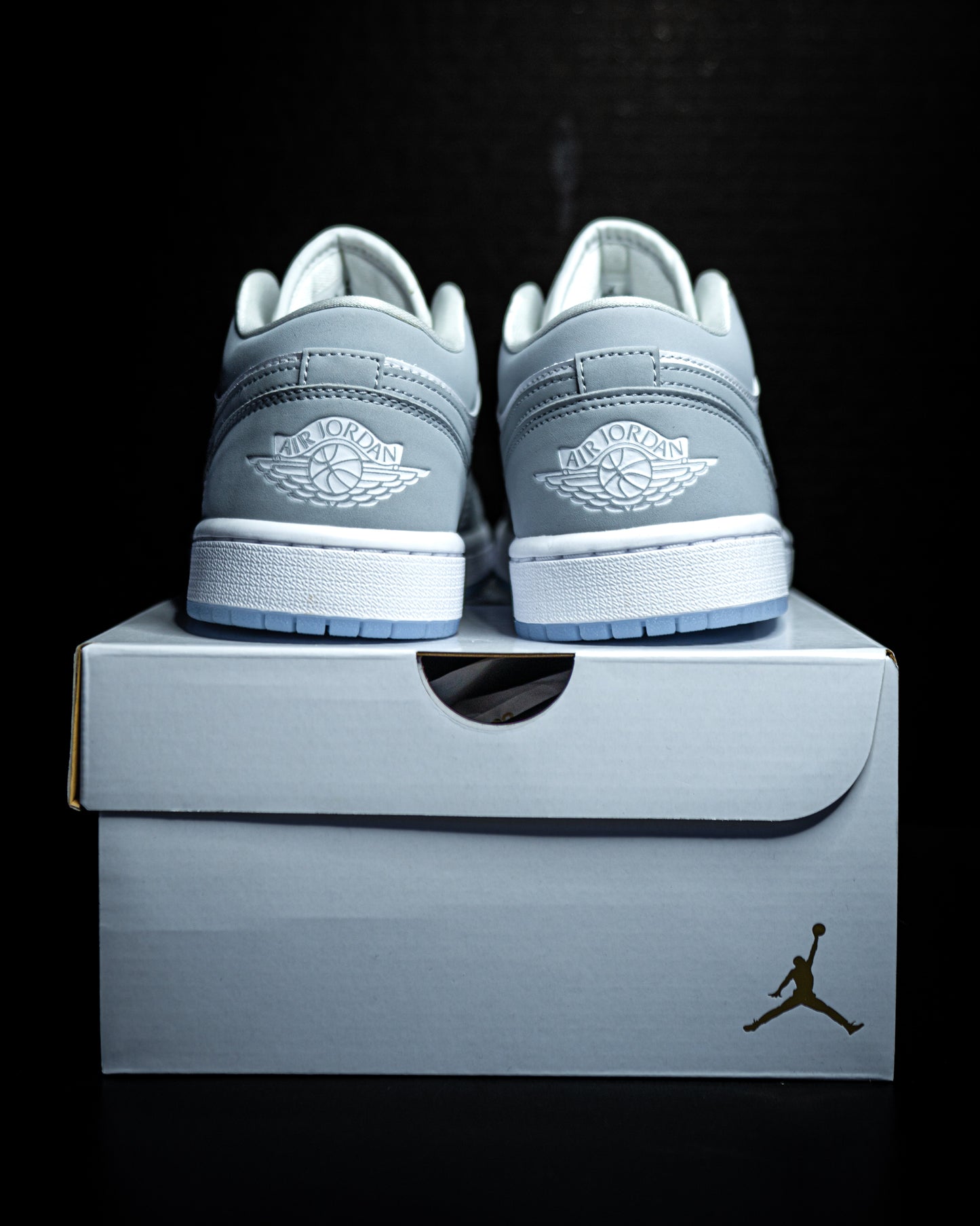 Jordan 1 Low Wolf Grey